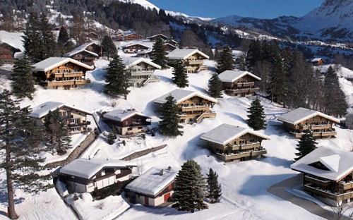 Fachadas de chalets en Suiza